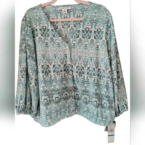 Skye's the Limit Tops - NWT Skye's The Limit Blue & White Patterned Button Front Top Sz XL